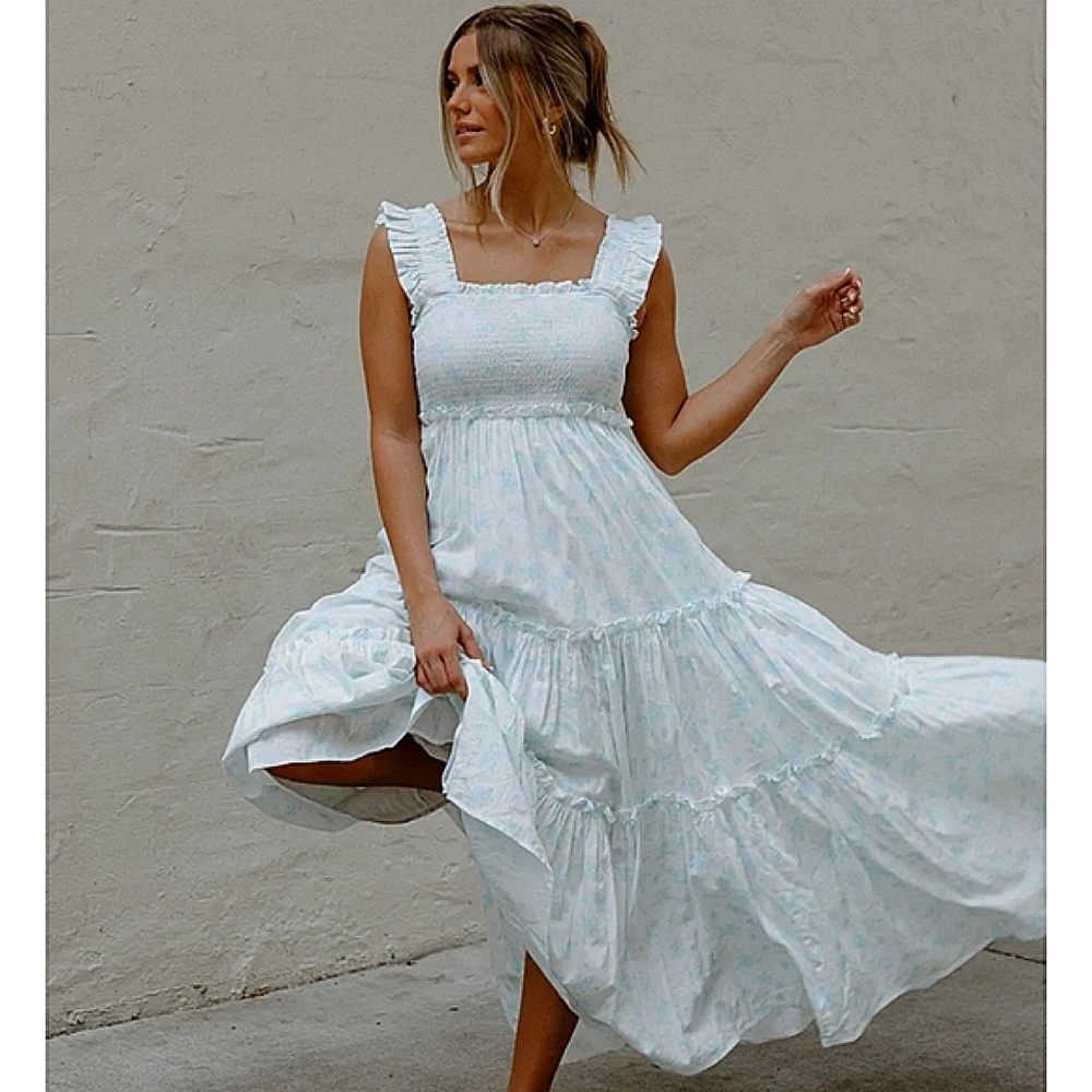 NWOT ANTHROPOLOGIE S/M floral smocked tiered maxi